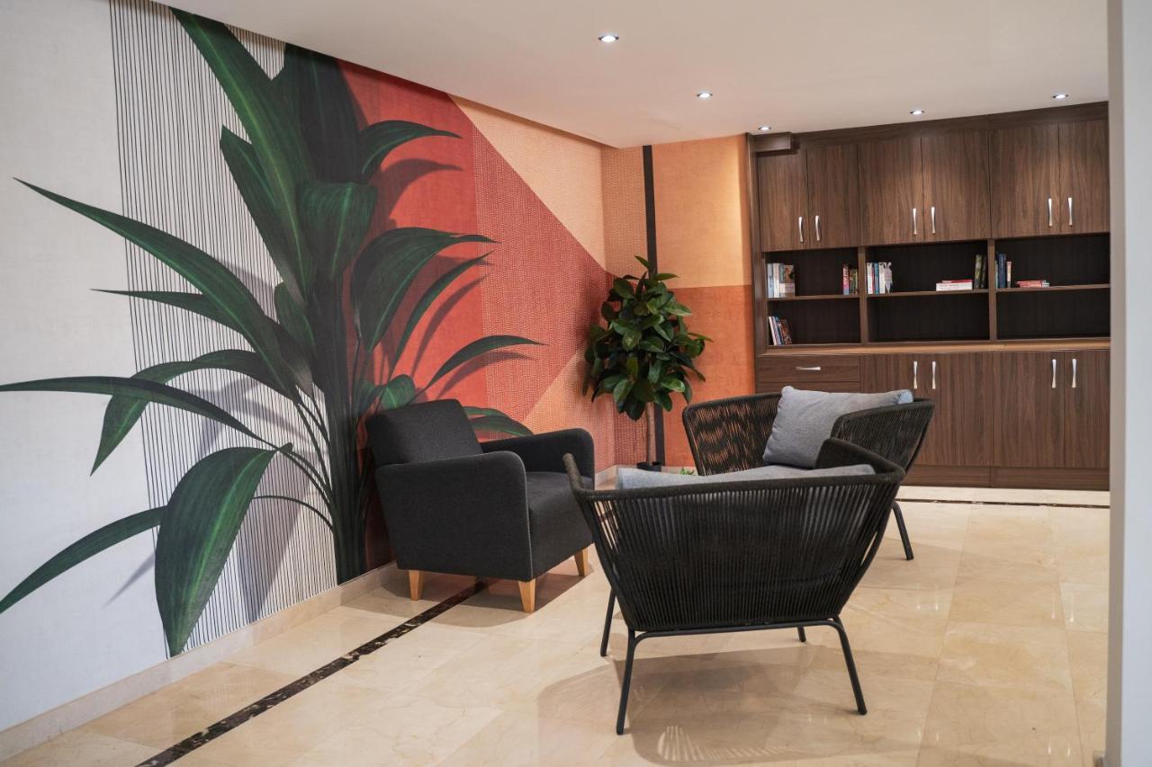 Beatrix 2000 Apartment Pineda de Mar Exterior photo