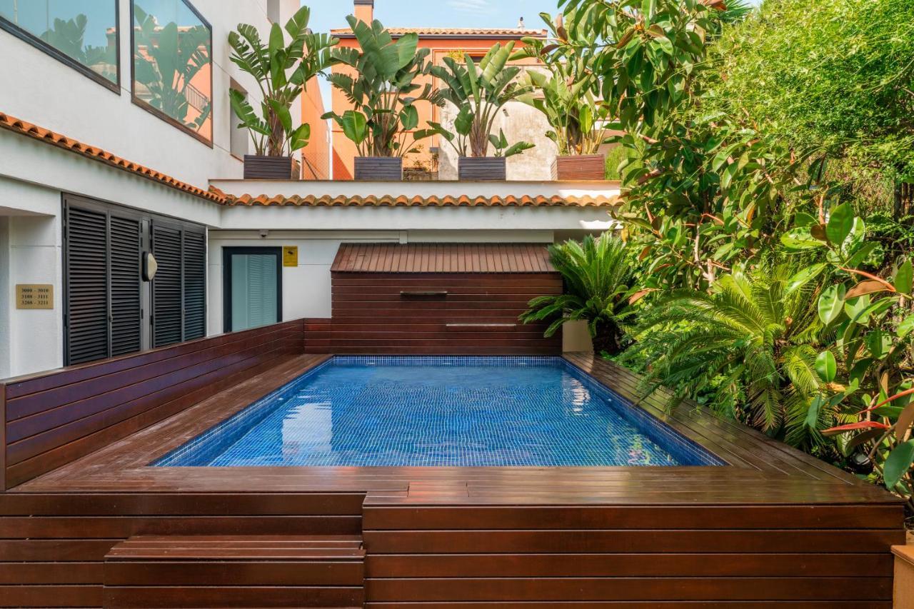 Beatrix 2000 Apartment Pineda de Mar Exterior photo