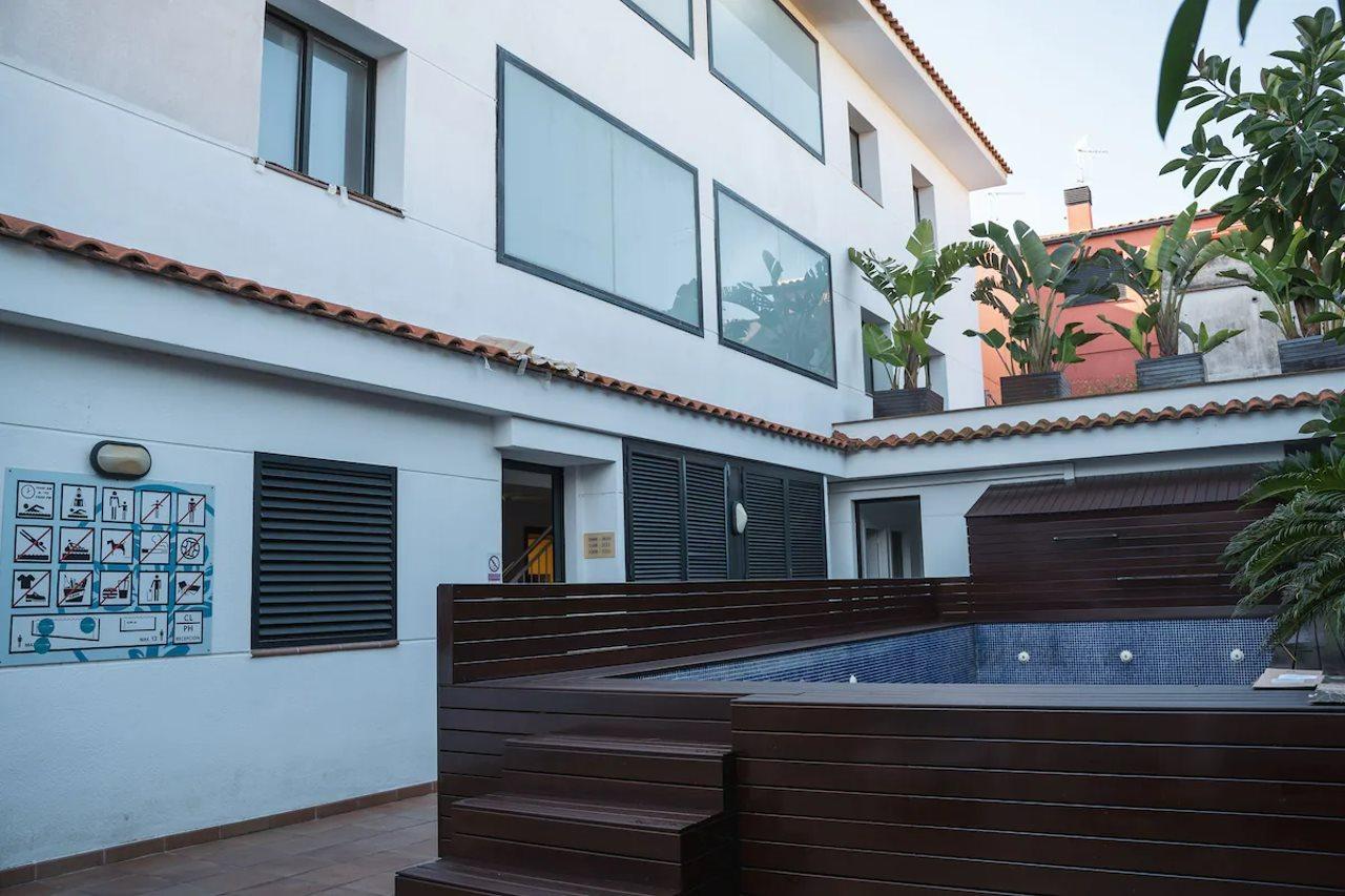 Beatrix 2000 Apartment Pineda de Mar Exterior photo