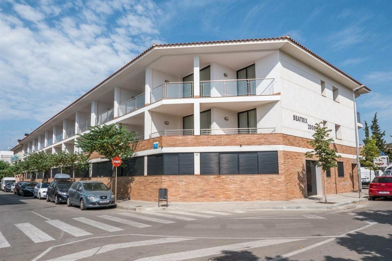 Beatrix 2000 Apartment Pineda de Mar Exterior photo